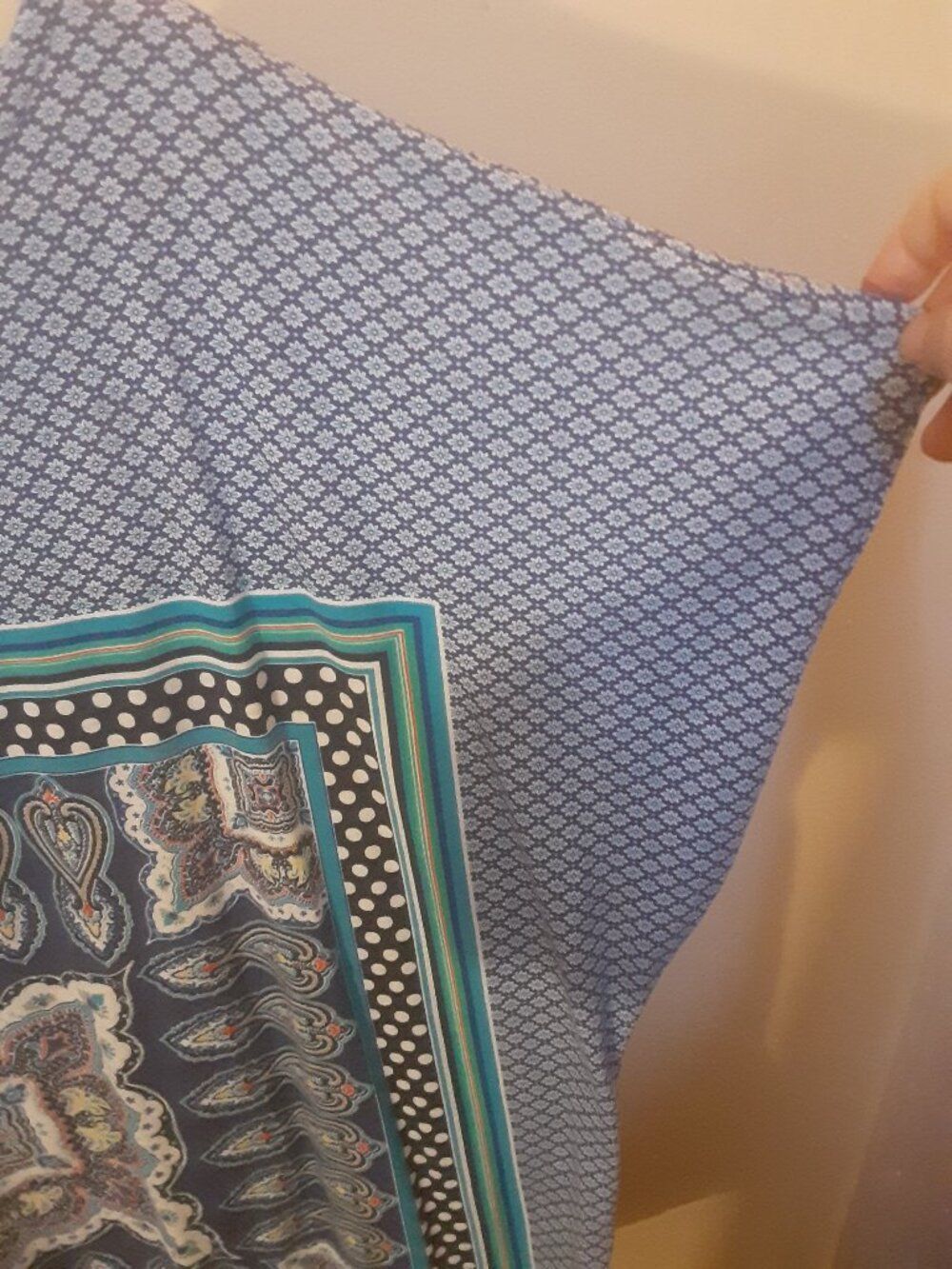 Liz Claiborne Plus Size 3X Boho Paisley Blouse Blue Medallion Tunic Top Flawless - Picture 10 of 10